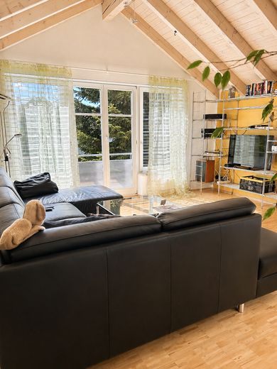 Viel Raum. Viel Privatsphäre. Viel Lebensqualität - schönes Einfamilienhaus in Herdwangen-Schönach – Studiozimmer
