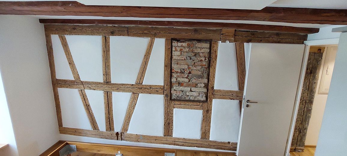Quattro appartamenti completamente ristrutturati e di alta qualità sulle storiche mura cittadine di Meersburg, con vista da sogno – Foto 9