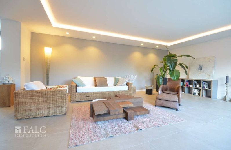 Schöner Freistehender Bungalow mit sonnigem Gartengrundstück in Pulheim! – Wohnbereich