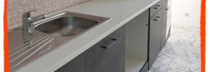 +++ Pequeño y acogedor apartamento de 2 habitaciones con muebles de cocina en un entorno rural idílico y, aun así, céntrico +++