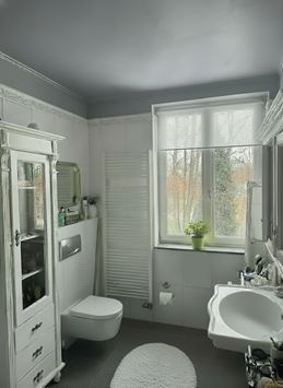 V | OG-Bad mit Dusch