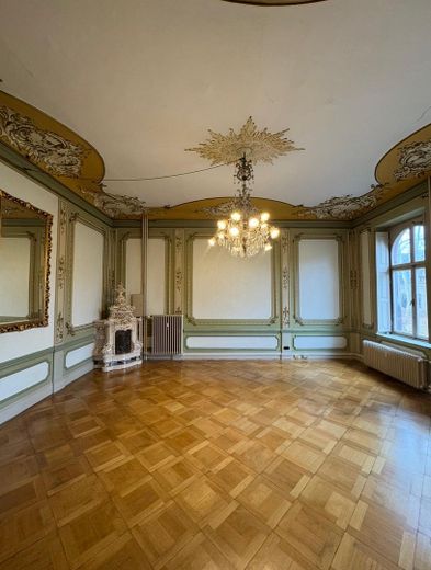 Stilvolle Loftwohnung in Jugendstilvilla – Schlafzimmer