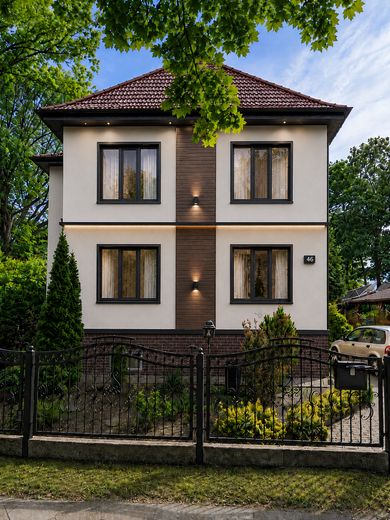 Kein Neubauwürfel, kein 08/15, Berliner Altbau-Schätzchen m. 1010m² Grundstück s. Menschen m. Ideen – "Oder doch Modern" KI Bild
