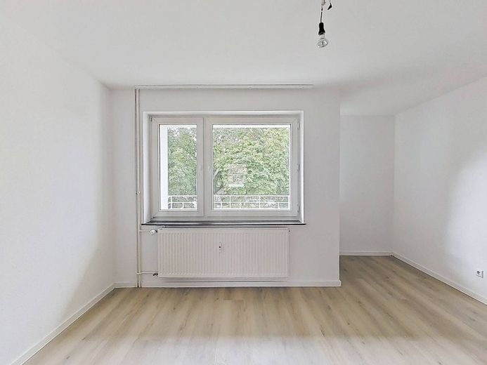 Sanierte 5-Zi-Whg. mit BALKON - perfekt für eine Familie – Ansicht I: Schlafzimmer I