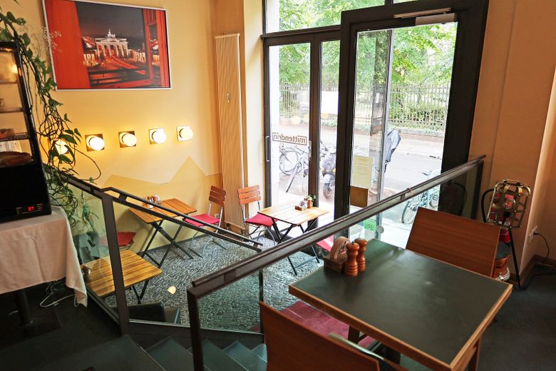 Complesso storico residenziale e commerciale con guest house a Berlin-Mitte – Sophienstraße – Restaurant unterer Bereich