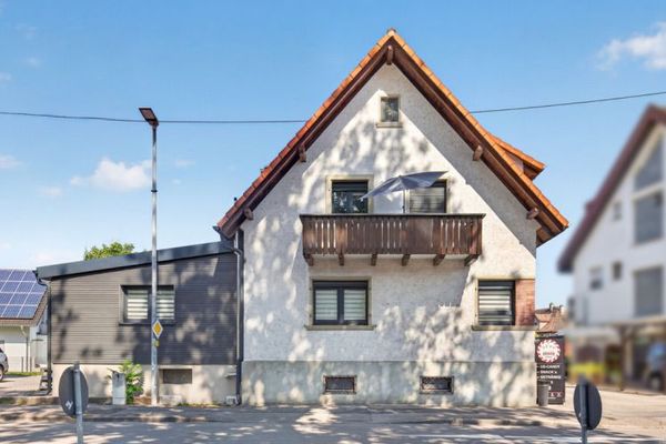 Charmantes Einfamilienhaus mit modernisiertem Wohnkomfort