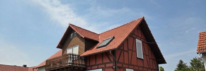 Kernsaniertes EFH nahe Marburg: Pool & 908m² Traumgarten