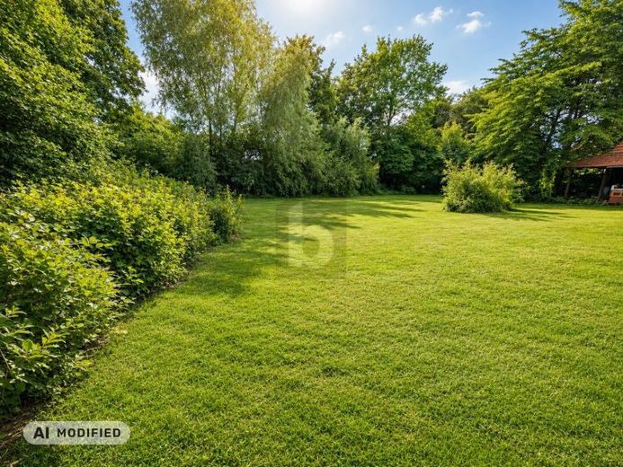 VIEL PLATZ IM GRÜNEN – Foto 1