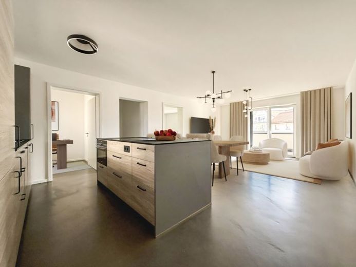 +++ Barrierefreie zentrale 2-Zimmer- Wohnung mit Einbauküche und Balkon +++ – Foto 1