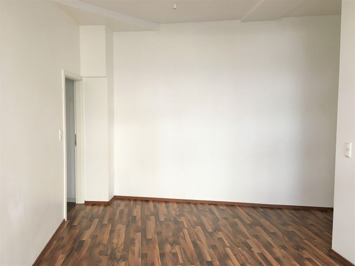 Mieszkanie w kamienicy / dla singla – idealne dla młodych osób – Wohnzimmer