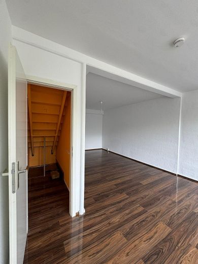Provisionsfrei: Helle 2-Zimmer Maisonette im Corbusierhaus, Berlin-Westend – Zimmer 2