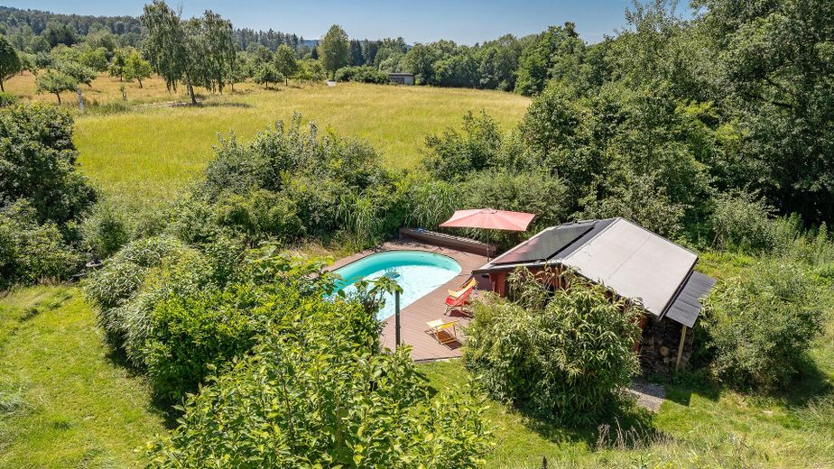 290 m² + 2.464 m² Naturidyll | Pool & Gartensauna | Aartalblick | Mehrgenerationen o. Vermietung – Pool & Sauna Talblick