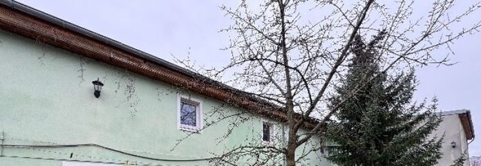 IMMOBERLIN.DE - Sympathischer Vierseithof mit Potenzial für mehrere Generationen