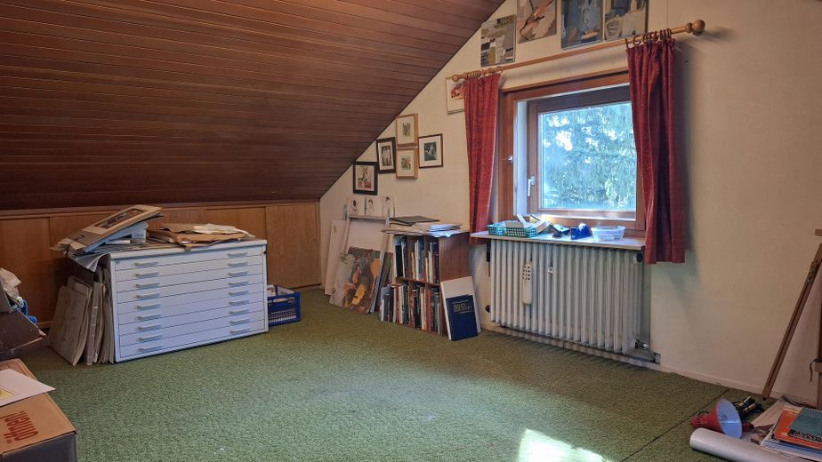 Freistehendes Einfamilienhaus in Bestlage von Wiesbaden-Bierstadt – Zimmer Dachgeschoss