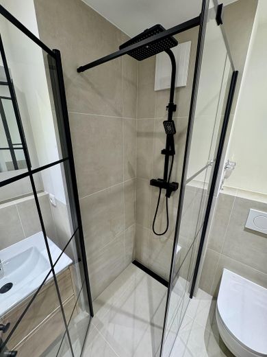 Regendusche ebenerdig