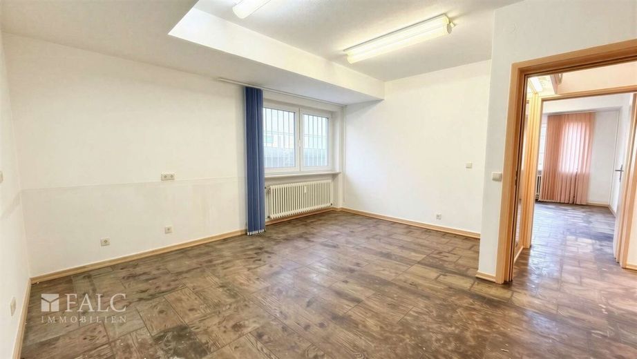 Attraktiver Standort für dein Business - ideal für Praxis, Büro, Dienstleister &amp; Pflegedienst – Zimmer