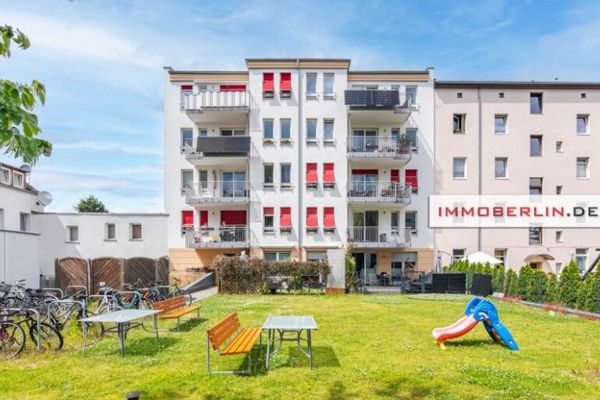 IMMOBERLIN.DE - Moderne familienfreundliche Wohnung mit ruhigem Südbalkon & Tiefgaragenplatz