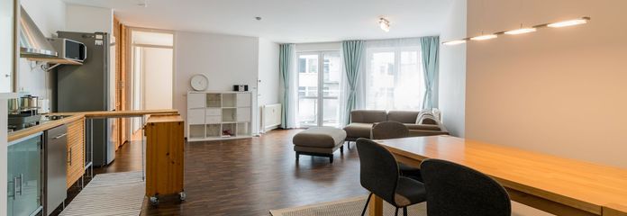 Modern and bright apartment in great location - fully furnished