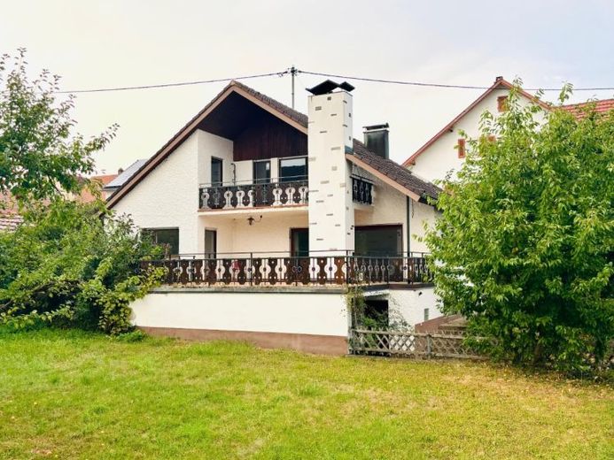 Freistehendes Einfamilienhaus mit vielen Möglichkeiten – Ihr neues Zuhause wartet! – Foto 1