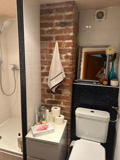 Storica, imponente casa a graticcio in posizione ambita da privato – Foto 16