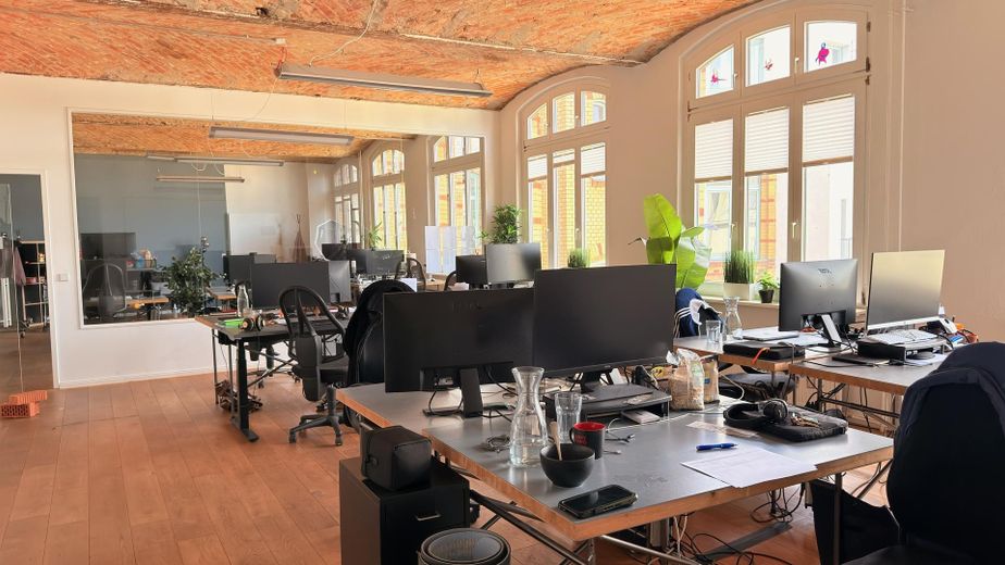 Großzügige Loft-Bürofläche in Kreuzberger Top-Lage Nähe Paul-Lincke-Ufer – Office