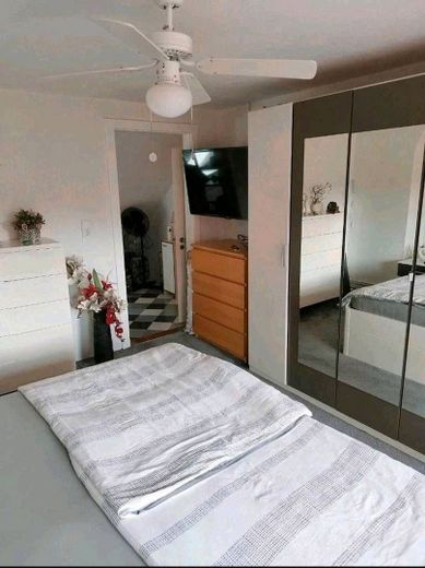 Reihenendhaus mit 560 m2 Grundstück, Garage & Terrasse. Ideal für kleine Familien, Paare und Singles – Foto 12