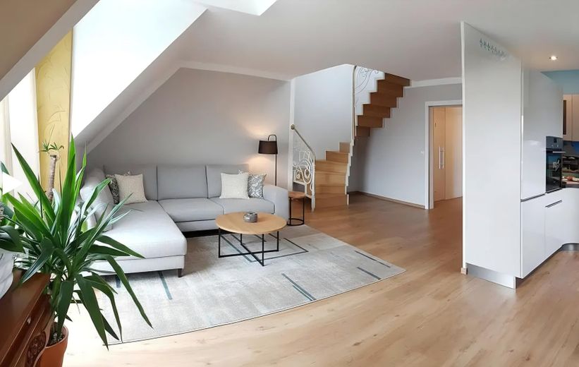 Neues Glück 🏡 Neues Zuhause – Gemütliches Wohnzimmer-Design