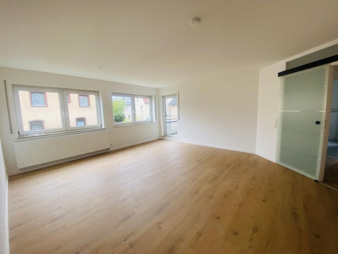 Erstbezug nach Renovierung — moderne 2‑Zimmer Wohnung in zentraler Lage – Photo 3