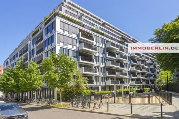 IMMOBERLIN.DE - Toplage bei der Spree! Exquisite Design-Wohnung mit Westloggia, Concierge & Wellness