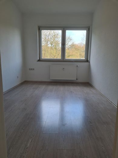 Ruhiges Wohnen, stadtnah in Ge-Buer mit Balkon, Terrasse & Garten – Beisp. Kinderzimmer Nachbarwoh