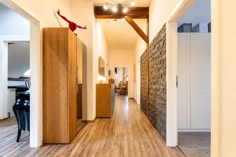 RENDITEOBJEKT* PERFEKT SANIERT* 6 EINHEITEN* nur 1.950.000€* – Foto 9