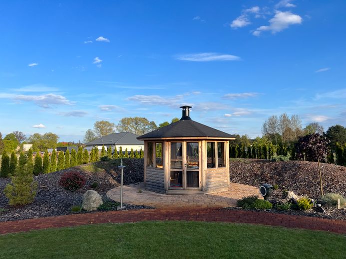 Luxus Stadtvilla mit angelegtem Traum Garten – Foto 13
