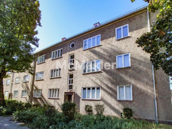 Bezugsfreie, charmante 4 Zimmerwohnung mit Loggia im denkmalgeschützten Objekt – Foto 1