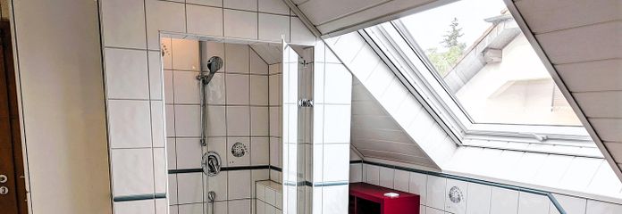 OG- Bad ebenerdige Dusche