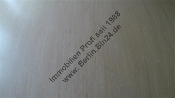 Nähe U-S Bahn -Süd Balkon teils WG - Mietwohnung – G0036558