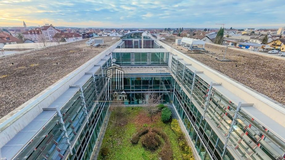 ATIK: Herausragende Architektur x Repräsentative Büroflächen - provisionsfrei – Drohnenaufnahme