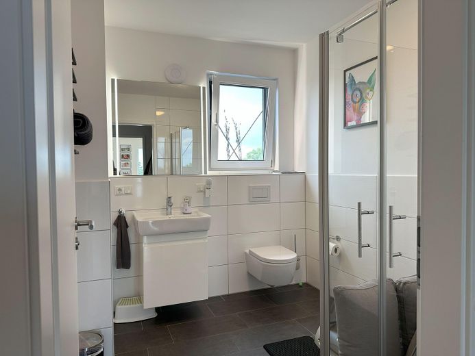 Gästebad mit Dusche