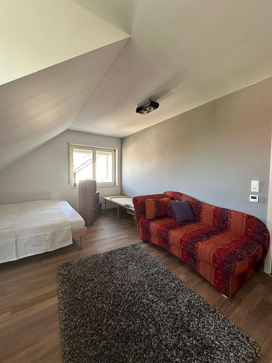 Gepflegtes Zweifamilienhaus in ruhiger Wohnlage in Karlsruhe Palmbach – Kinderzimmer 2 DG