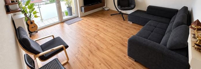 Splendido appartamento per famiglie con vista panoramica – 10° piano, Fürth-Hardhöhe – Wohnzimmer1