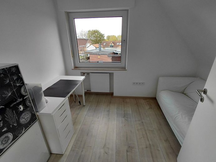 Schlaf-/Arbeitszimmer