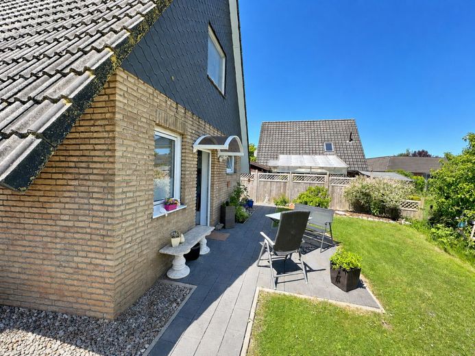 Nordsee-Auszeit mit Blick in die 
Natur - Ihr Ferienhaus in Spieka-Neufeld – Gepflegter Eingang mit Wohlfühlcharakter
