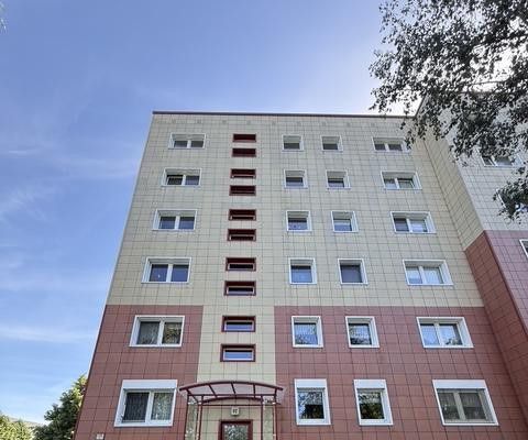 Apartamento de 4 habitaciones libre de comisión y disponible para entrar a vivir