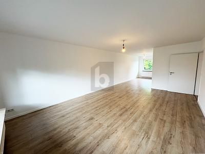 SANIERT, VIEL PLATZ IM BELIEBTEN WOHNQUARTIER – 1790868547_90cb70.jpg