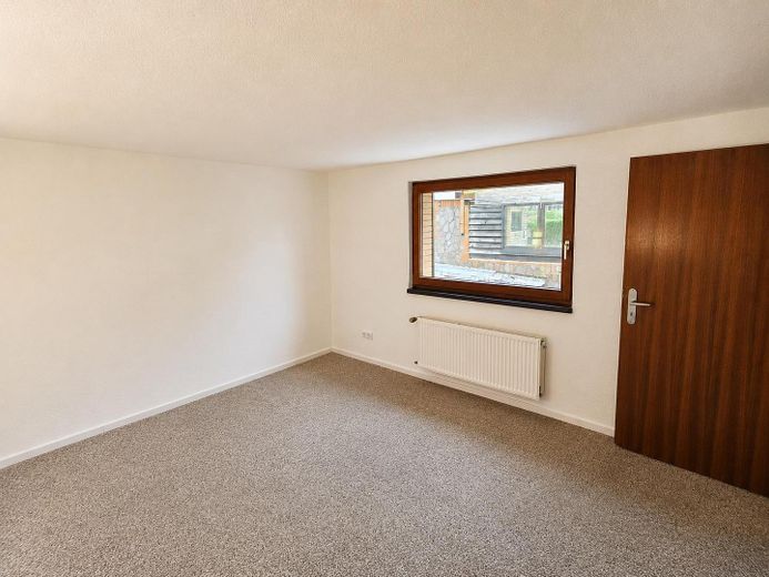 Provisionsfrei - Einfamilienhaus mit Garten – Foto 4