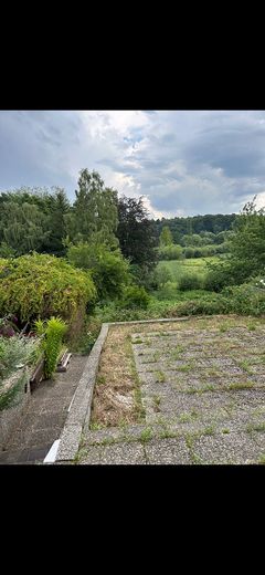 2-Zimmer-Souterrainwohnung mit spektakulärem Blick – Foto 1