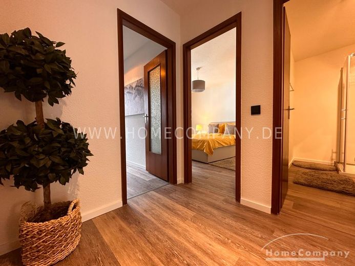 Modern eingerichtete 2 Zimmer Wohnung mit Balkon und Garagenstellplatz  in Alt-Saarbrücken – 35e920e48b7ad3dfd84eb084ff3a2dfd64e09b24.jpg