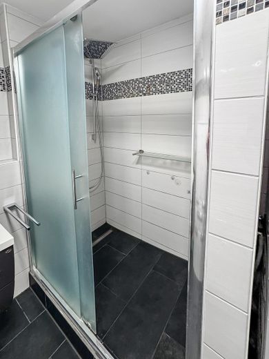 Begehbarer Dusche