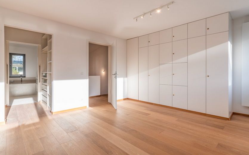 Schlafzimmer mit Ensuite