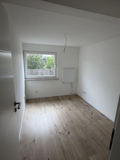 Kinder-/Arbeitszimmer