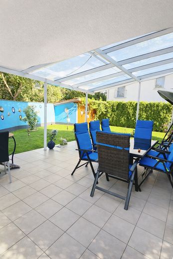 Arrivare. Sentirsi bene. Essere a casa. – Großzügige Terrasse